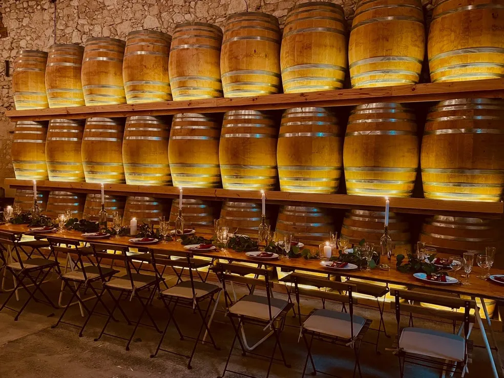 Wine barrels - wedding venue south west France